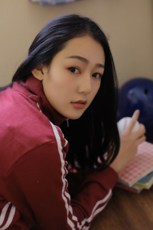 小兔子被蛇用两根WRITEAS